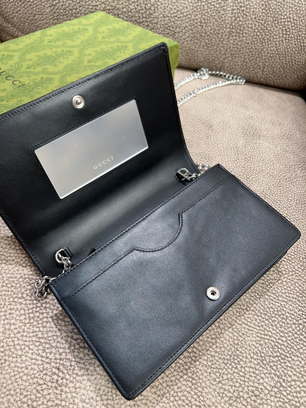 グッチ財布 レプリカ内部構造